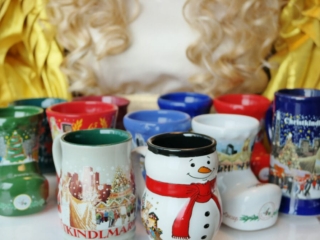 Christkind carries Christkindlmarket mug collection