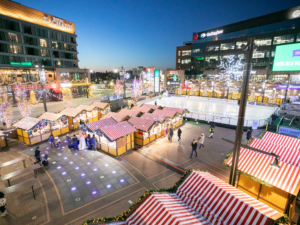 Wrigleyville Market Scene