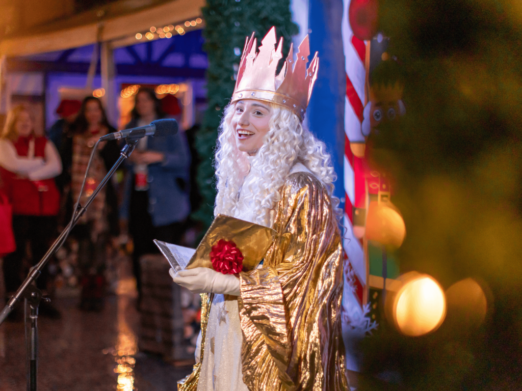 the Christkind at the Daley Plaza stage reading the opening speech.