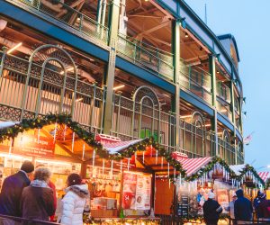 Christmas Gifts, German Food and Beverages in Wrigleyville